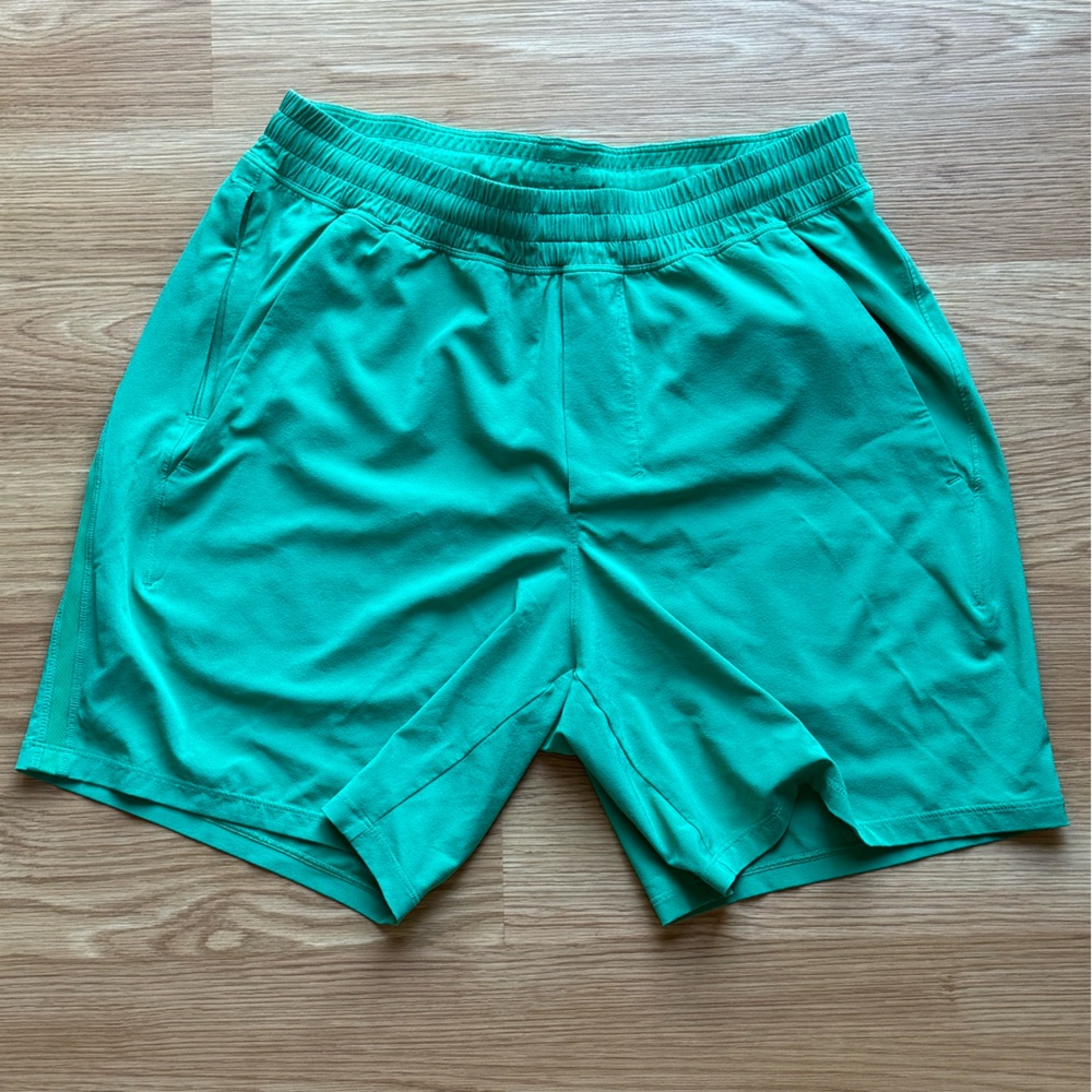 Lululemon Green 7” Pace Breaker Short (Unlined)